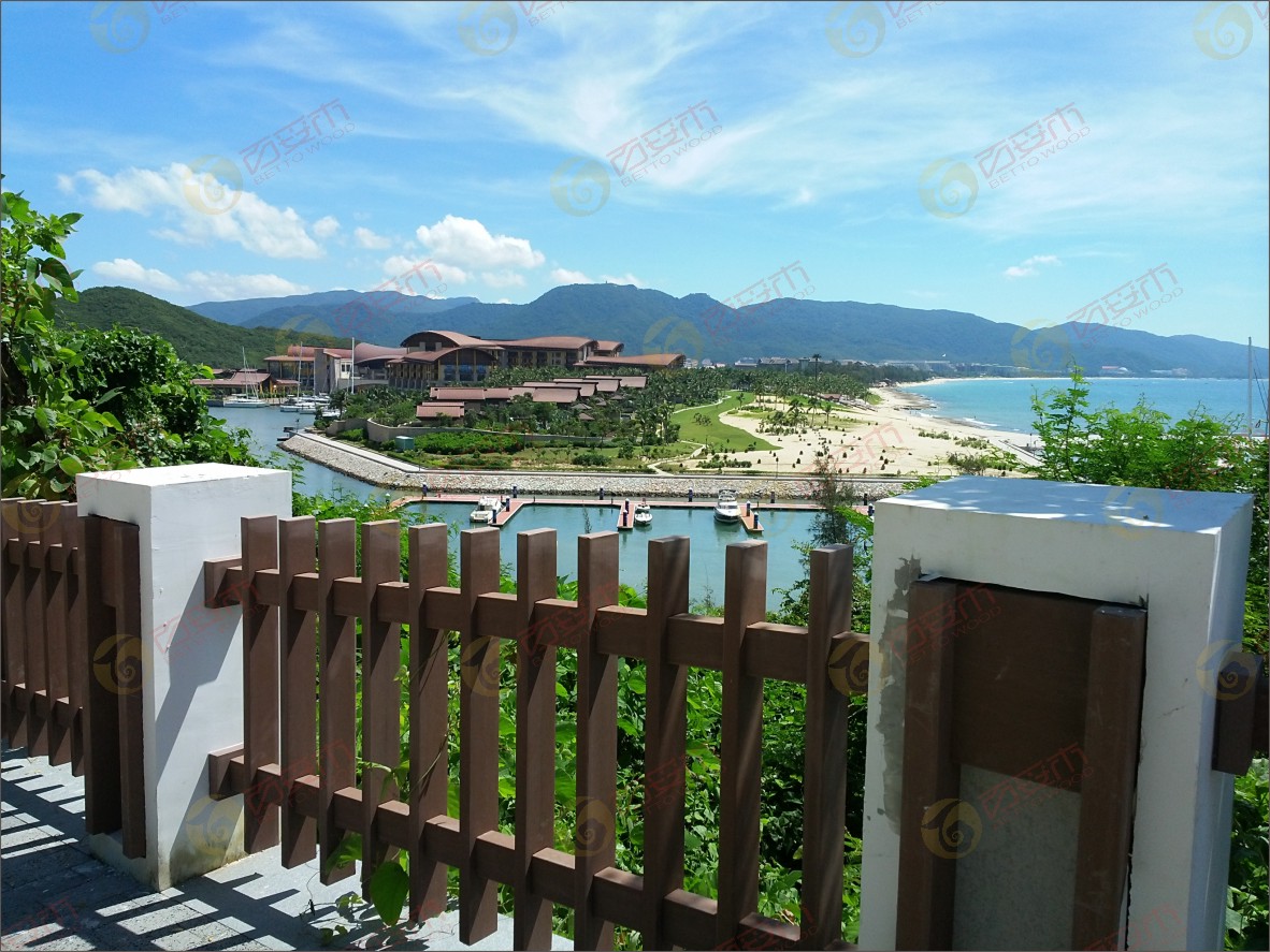 海南太陽(yáng)灣塑木護(hù)欄