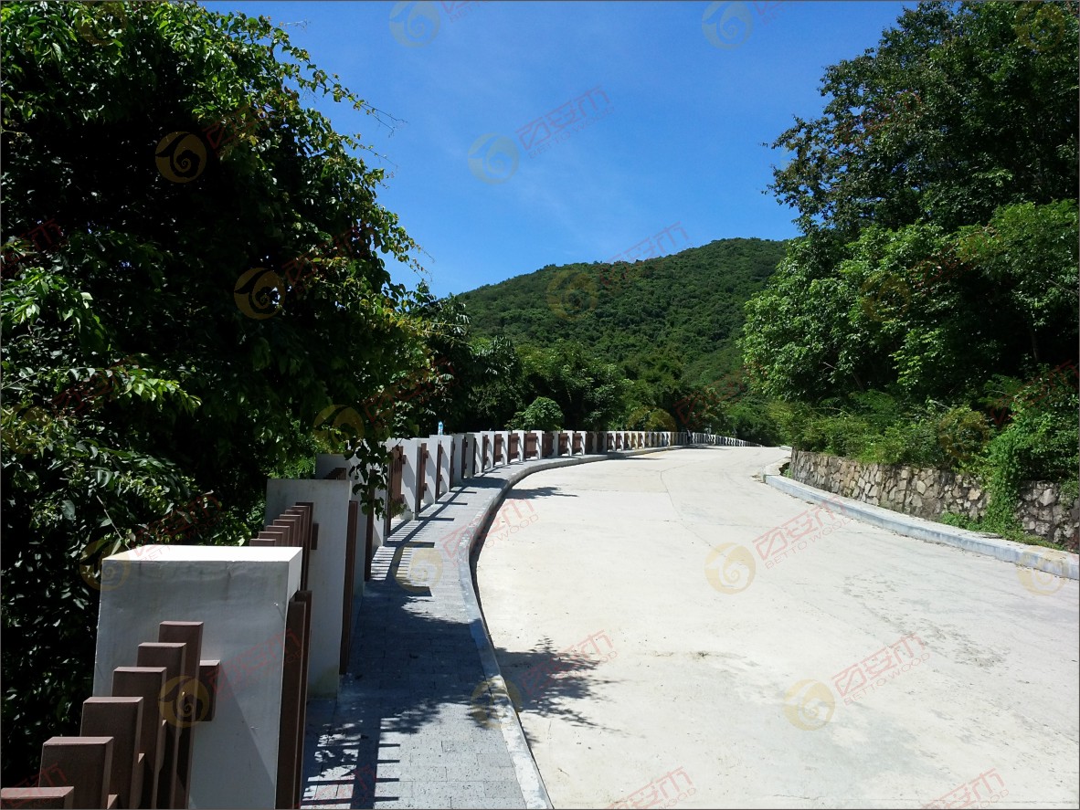 海南太陽(yáng)灣塑木護(hù)欄1 海南太陽(yáng)灣塑木護(hù)欄1
