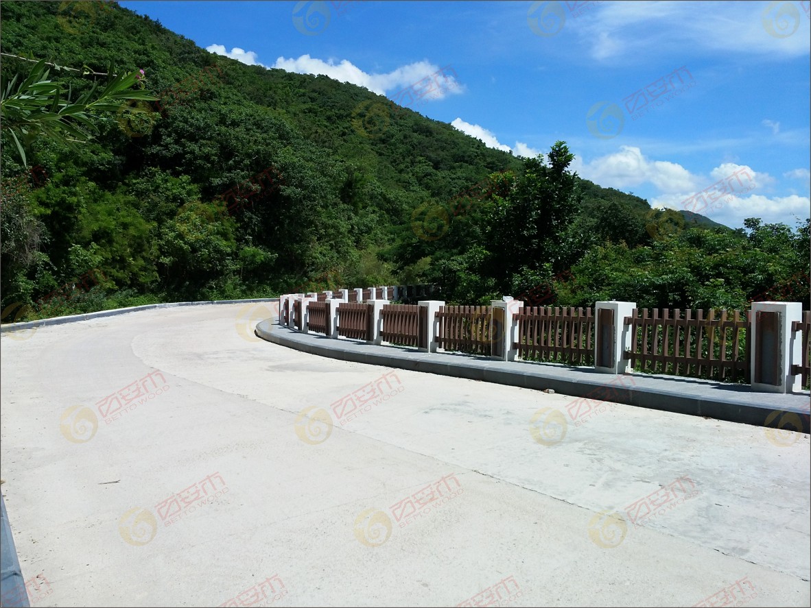 海南太陽(yáng)灣塑木護(hù)欄6